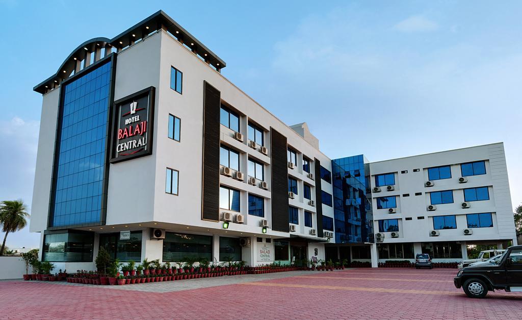 Hotel Balaji Central Ratlam Exterior photo