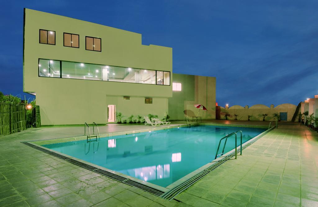 Hotel Balaji Central Ratlam Exterior photo